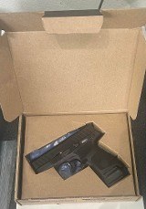 BERETTA APX A1 CARRY 9MM LUGER (9x19 PARA) - 1 of 3