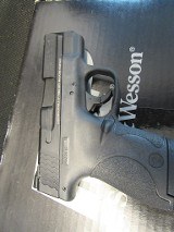 SMITH & WESSON M & P 9 Shield 9MM LUGER (9x19 PARA) - 2 of 2