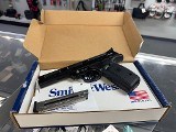 SMITH & WESSON 22A .22 LR - 1 of 3