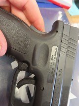 SPRINGFIELD ARMORY XD-40 .40 S&W - 3 of 3
