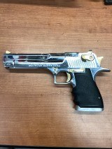 MAGNUM RESEARCH Mark 19 .50 AE - 2 of 3