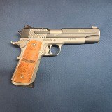 SIG SAUER 1911 STX FULL-SIZE .45 ACP - 2 of 3