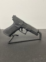 GLOCK 17 GEN 5 9MM LUGER (9X19 PARA) - 3 of 3