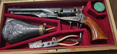 NAVY ARMS 36 cal black powder 36 CAL