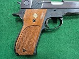 SMITH & WESSON 52-2 .38 SC - 3 of 3