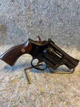 SMITH & WESSON 15-2 .38 SPL - 1 of 3