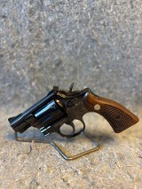 SMITH & WESSON 15-2 .38 SPL - 2 of 3