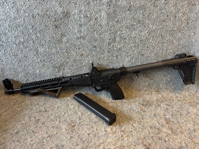 KELTEC SUB 2000 9MM LUGER (9x19 PARA)