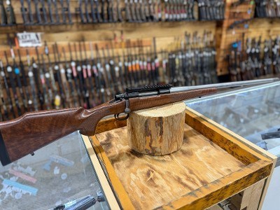 REMINGTON G W TUBB custom build
7MM STW