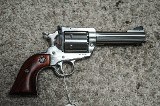 RUGER NEW MODEL SUPER BLACKHAWK .44 MAGNUM - 2 of 3