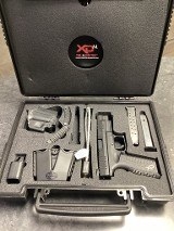 SPRINGFIELD ARMORY XDM-40 .40 S&W - 1 of 3