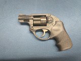 RUGER LCR .38 SPL - 2 of 3