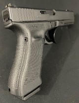 GLOCK G22GEN 4 .40 S&W - 3 of 3
