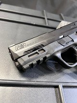 SMITH & WESSON M&P 9 SHIELD Performance Center M&P Shield EZ M2.0 9MM LUGER (9x19 PARA) - 2 of 3