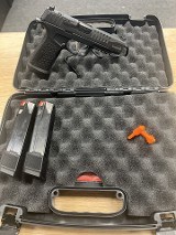 SIG SAUER P365 FUSE 9MM LUGER (9X19 PARA) - 1 of 3