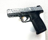 SMITH & WESSON SD40VE .40 S&W - 2 of 3