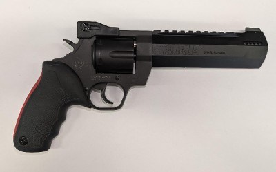 TAURUS RAGING HUNTER .44 MAGNUM