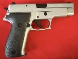 SIG SAUER P226 9MM LUGER (9x19 PARA) - 1 of 2