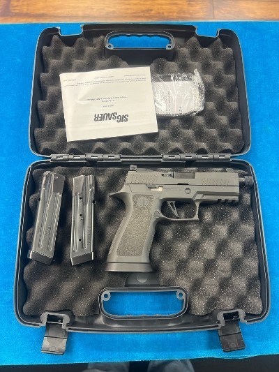 SIG SAUER P320 9MM LUGER (9x19 PARA)