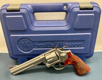 SMITH & WESSON 629-6 .44 MAGNUM