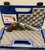 COLT PYTHON .357 MAG - 2 of 3
