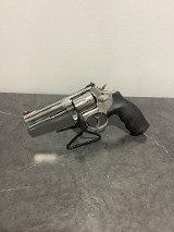 SMITH & WESSON MODEL 686-6 PERFORMANCE CENTER .357 MAG - 1 of 3