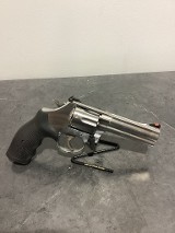 SMITH & WESSON MODEL 686-6 PERFORMANCE CENTER .357 MAG - 3 of 3