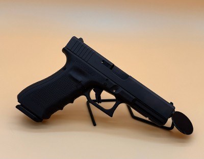 GLOCK G17 GEN 4 9MM LUGER (9x19 PARA)