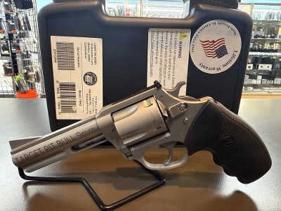 Charter Arms Pitbull 9MM LUGER (9X19 PARA)