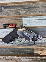 SMITH & WESSON 629 DELUXE .44 MAGNUM - 1 of 2