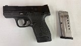 SMITH & WESSON M & P 9 SHIELD
9MM LUGER (9x19 PARA) - 1 of 3