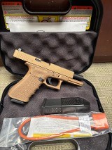 GLOCK G22 .40 S&W