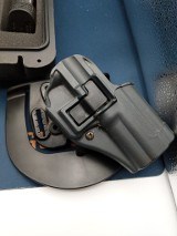 SPRINGFIELD ARMORY XD-40 SUB COMPACT .40 S&W - 2 of 3