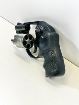 RUGER LCR .38 SPL +P - 2 of 3