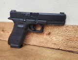 GLOCK 17 GEN 5 9MM LUGER (9x19 PARA) - 1 of 3