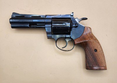 COLT DIAMONDBACK .38 SPL