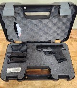 SMITH & WESSON M&P40 COMPACT .40 S&W - 2 of 3