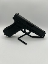 GLOCK 22 .40 S&W - 2 of 3