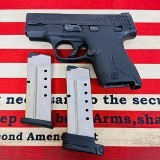 SMITH & WESSON M&P 40 Shield.40 S&W - 1 of 3