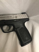 SMITH & WESSON SD 9 VE 9MM LUGER (9x19 PARA) - 2 of 3