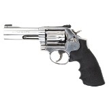 SMITH & WESSON 617-6 .22 LR