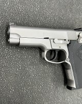 SMITH & WESSON 4006 .40 S&W - 3 of 3