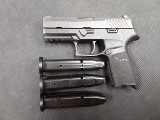 SIG SAUER P320C 9MM LUGER (9x19 PARA) - 1 of 3