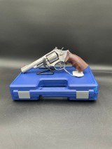 SMITH & WESSON 686 .357 MAG - 1 of 3
