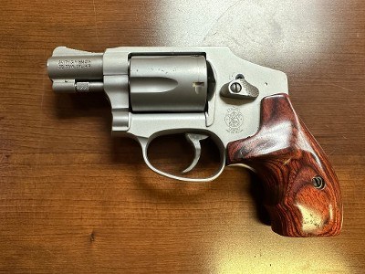 SMITH & WESSON 642 LADYSMITH .38 SPL +P