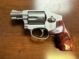 SMITH & WESSON 642 LADYSMITH .38 SPL +P - 1 of 3