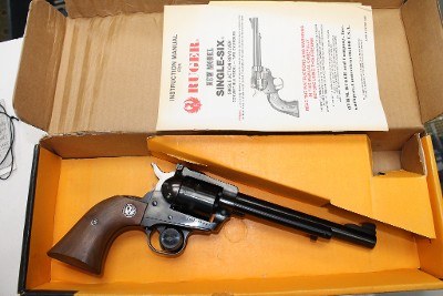 RUGER NEW MODEL SINGLE-SIX .22 WMR