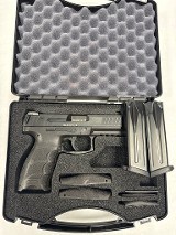 HECKLER & KOCH VP40 .40 S&W