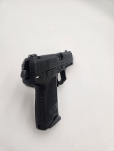 HECKLER & KOCH USP COMPACT 9MM LUGER (9x19 PARA) - 2 of 3
