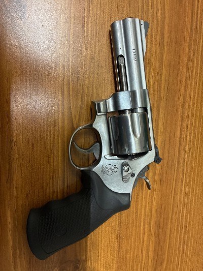 SMITH & WESSON 610-3 10MM